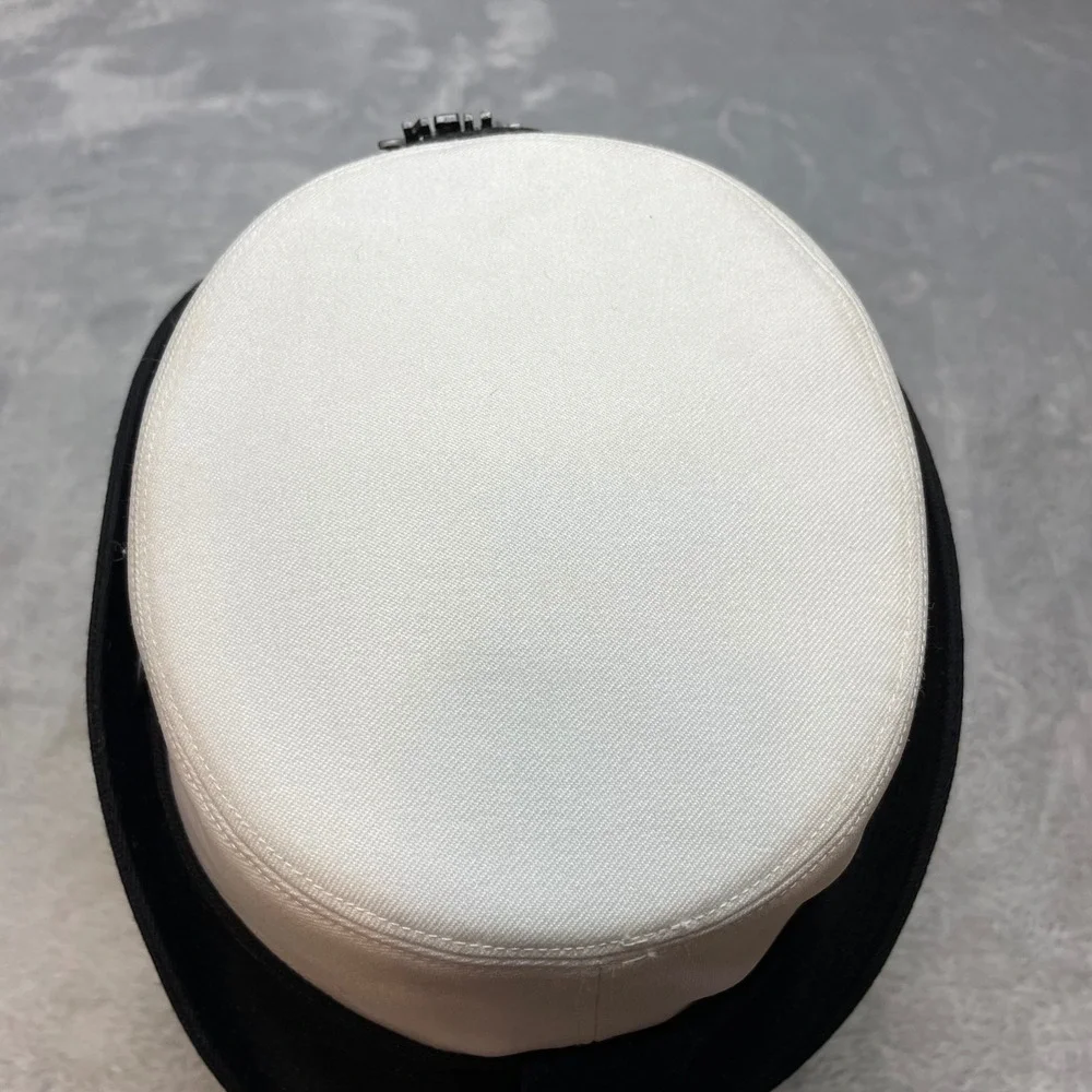 DSCP Womens Military Service Hat Size 22.5 White USN Insignia Nautical